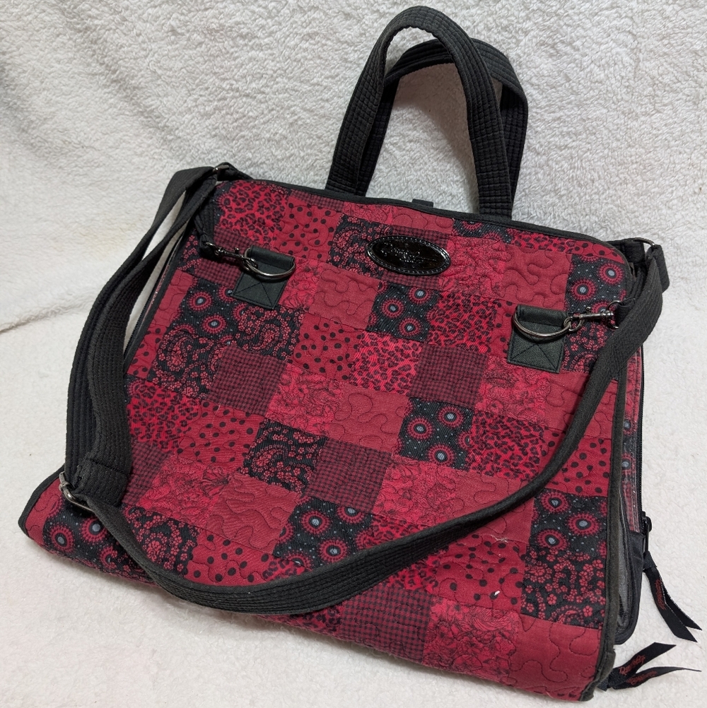 Donna Sharp Red Black Quilted Patchwork Travel Organizer Compartment Laptop Bag